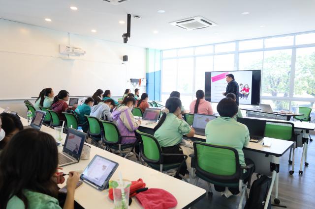 4. กิจกรรมเตรียมพร้อมการสอบบรรจุใบประกอบวิชาชีพครู โปรแกรมวิชาการศึกษาปฐมวัย